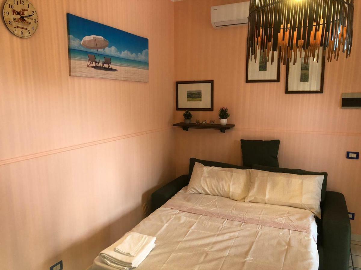 Chloe'S Apartment อาชิเรอาเล ภายนอก รูปภาพ