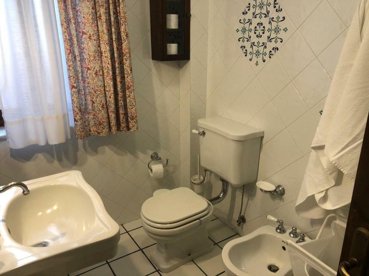 Chloe'S Apartment อาชิเรอาเล ภายนอก รูปภาพ
